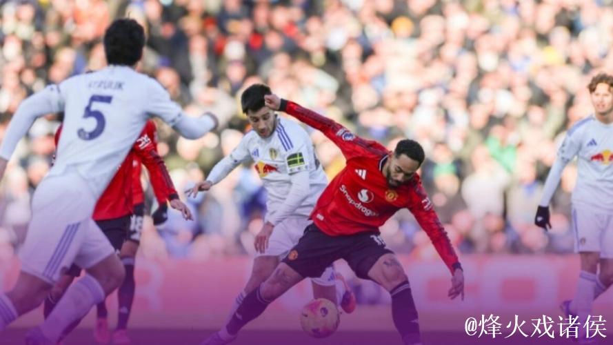 英超-库尼亚建功舍什科错失良机 曼联1-1战平利兹联